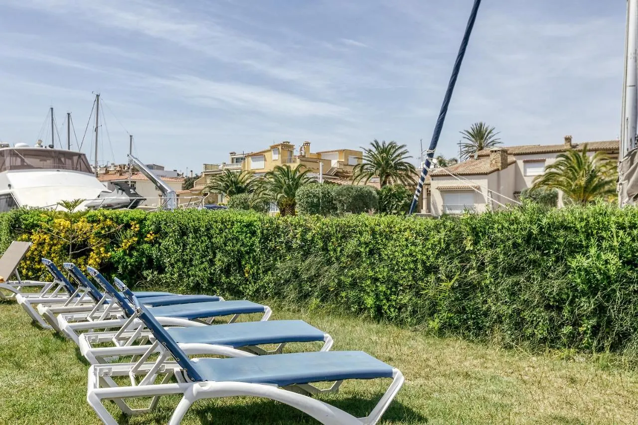 Art- Apartamentos Revilla Tacke F Empuriabrava